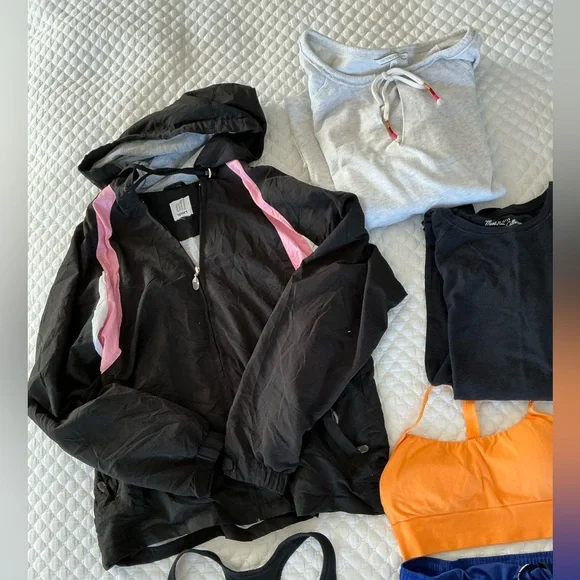 Bundle of Workout Activewear Lounge Clothes x7 - Picture 2 of 16